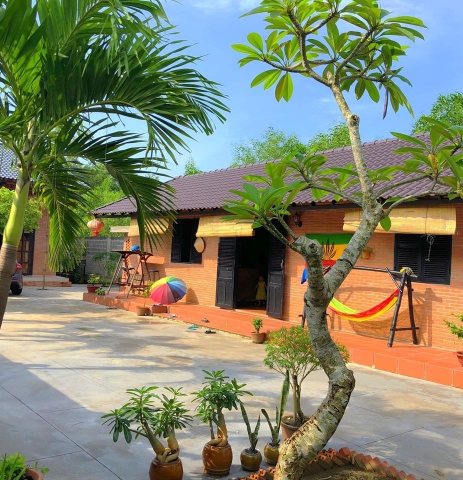 Mẫu nhà mái ngói hiện đại chốn thôn quê cực hút mắt