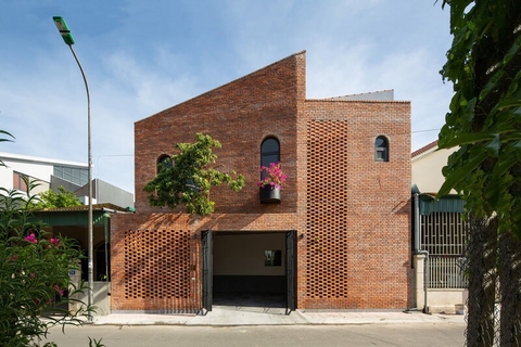 Xây nhà gạch mộc, cần 