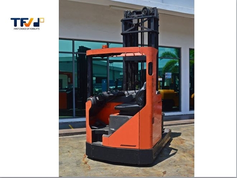 Xe nâng Reach truck BT hiệu Toyota 8FBS 1.0 tấn- 2.5 tấn