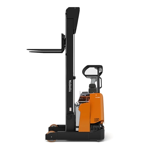 Xe nâng Reach truck cabin nghiêng BT Reflex 2.5t Reach truck with Tilting cabin Toyota