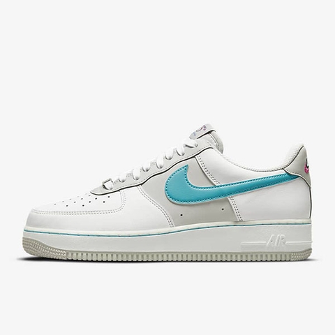 Nike Air Force 1 07 LV8