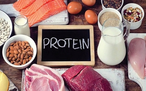 Các thực phẩm giàu protein ít calo cho người muốn giảm cân