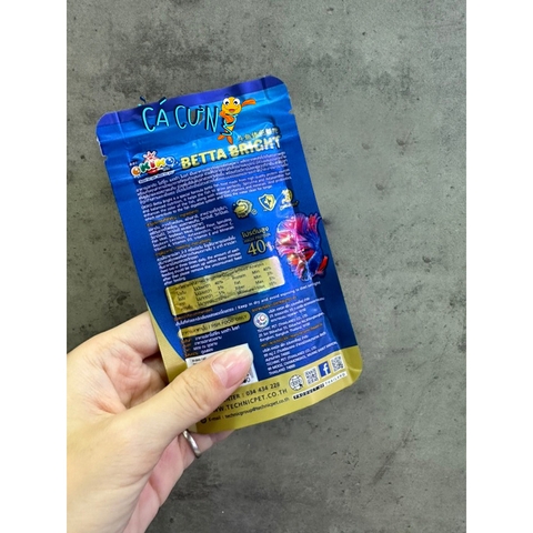 Thức ăn Betta Bright Super Color OKIKO 20g, Chuyên lên màu cho cá Betta & các loại cá cảnh(Hàng Cty)