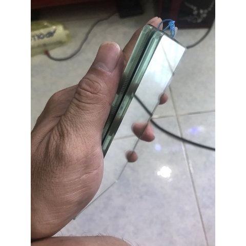 Kính kè cá la hán - Kính Kè Iphone cao cấp (7x14cm) giúp cá sung khỏe (Hàng Công Ty)