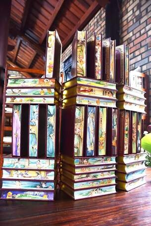 Bộ Đại Tạng kinh Việt Nam (VẼ TAY CUỘC ĐỜI ĐỨC PHẬT, 37 Tập)