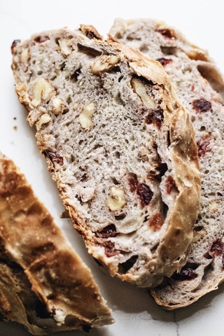 BÁNH MÌ NGŨ CỐC WALNUT BREAD 1/4 Ổ