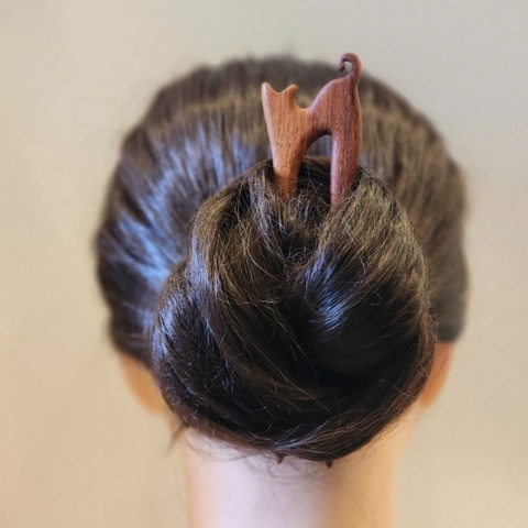 TRÂM CÀI TÓC CON MÈO (2 que)