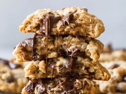 Làm bánh quy yến mạch bằng nồi chiên không dầu chỉ trong 7 phút