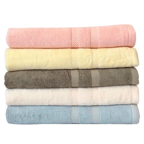 Khăn tắm sợi tre Uchibaby 60x120cm (giao màu ngẫu nhiên)