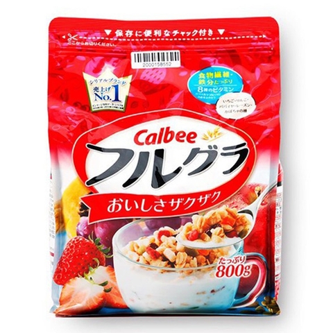 Ngũ cốc Calbee Táo Dâu 800g 9M+