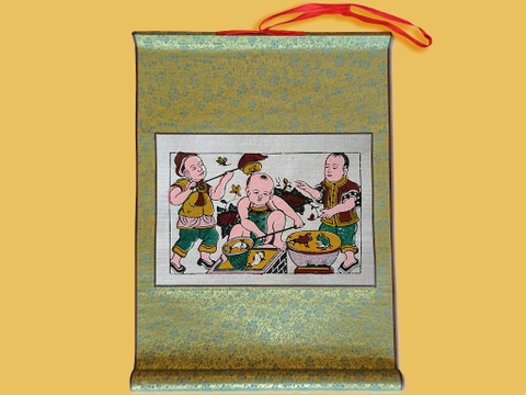 Tranh Đông Hồ Cá Chậu Bồi Lụa 40cm x 55cm