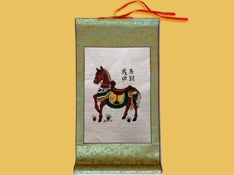 Tranh Đông Hồ Mã Đáo Thành Công Bồi Lụa 30cm x 55cm