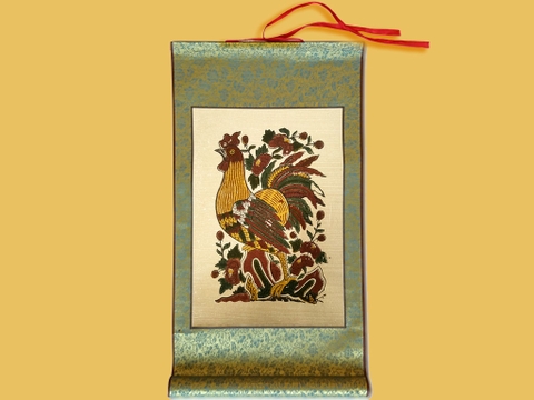 Tranh Đông Hồ Gà Hoa Hồng Bồi Lụa 30cm x 55cm