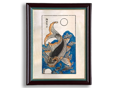 Tranh Đông Hồ Lý Ngư Vọng Nguyệt khung kính 45cm x 60cm