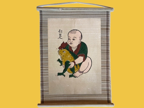 Tranh Đông Hồ Nhân Nghĩa Em Bé Ôm Cóc 35cm x 45cm