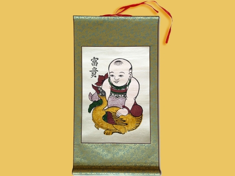 Tranh Đông Hồ Phú Quý Em Bé Ôm Vịt bồi lụa 42cm x 80cm