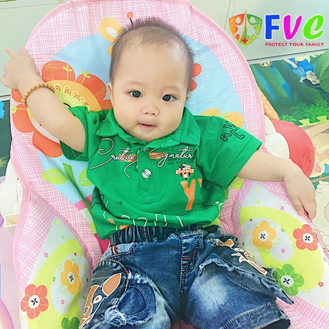 Trẻ mọc răng và thay răng cần lưu ý gì?
