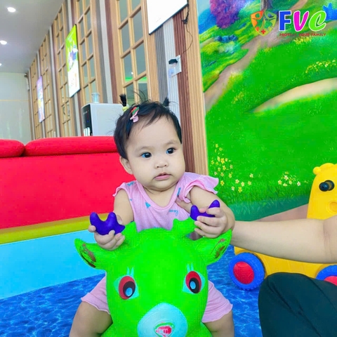 Dấu hiệu viêm phổi nguy hiểm ở trẻ