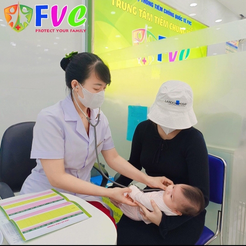 Vắc xin Hib: Lịch tiêm lần đầu và tiêm nhắc cho trẻ