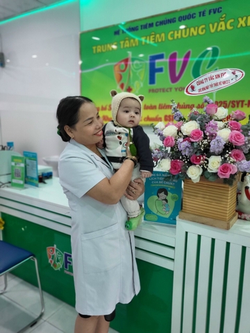 Vắc-xin 5 trong 1 khác gì vắc-xin 6 trong 1?