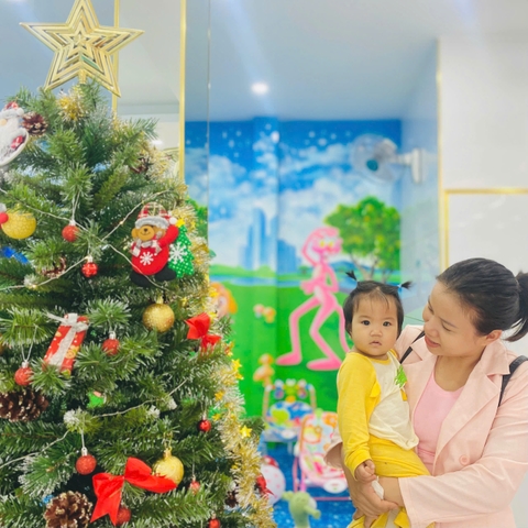 Đang cho con bú tiêm vắc xin cúm được không? Cần lưu ý những gì?