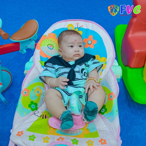 Các mũi tiêm dịch vụ cho bé phòng ngừa bệnh tật, bảo vệ tương lai