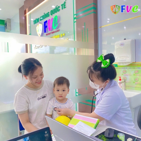 Không chỉ trẻ nhỏ mà bà mẹ mang thai cũng cần tiêm vaccine ho gà