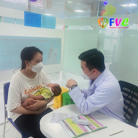 Có nên tiêm phòng vaccine cúm khi đang mang thai?