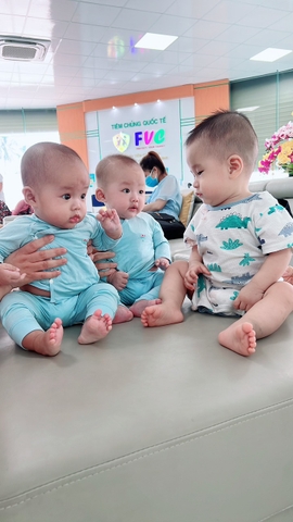 Trẻ sốt không rõ nguyên nhân, cha mẹ nên làm gì?