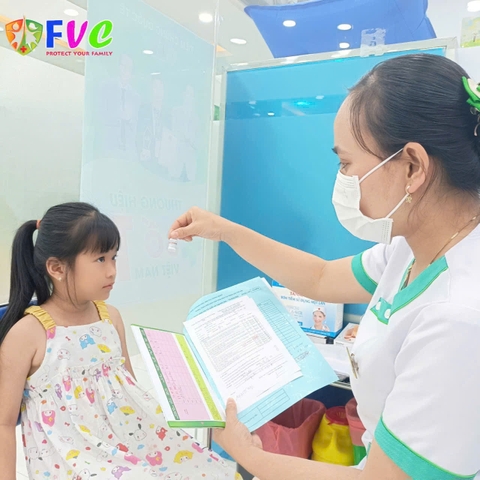 Tiêm vaccine phòng bệnh: Đừng để 'nước đến chân mới nhảy'