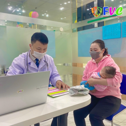Khám phá chi tiết lịch tiêm chủng cho bé sơ sinh