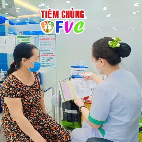 Triệu chứng ho gà người lớn: Nhận biết sớm để phòng biến chứng nguy hiểm