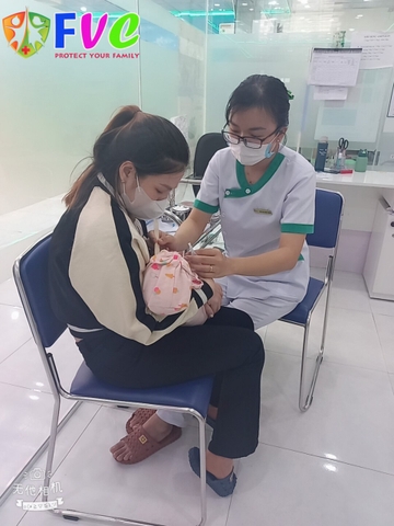 Vì sao cúm dễ gây biến chứng trên thai phụ?