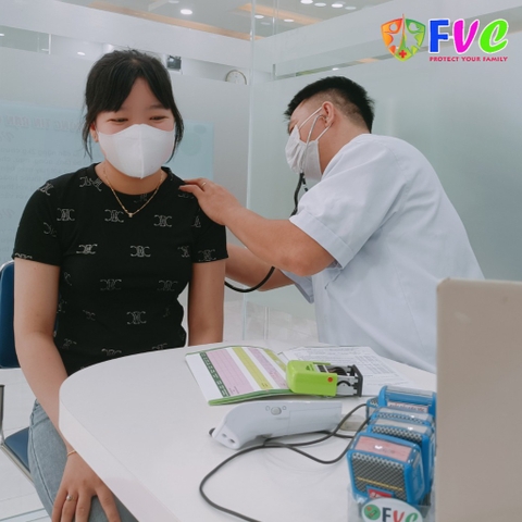 Bà bầu, người đang cho con bú bị chó cắn có tiêm phòng dại được không?