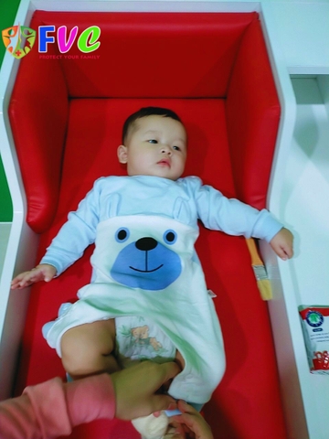 Tiêm phòng Hib ở trẻ nhỏ