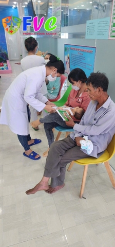 Mẹ bầu nên ăn gì trong 3 tháng đầu của thai kỳ?