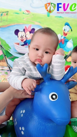 Nắng nóng gay gắt, chuyên gia cảnh báo 3 nhóm bệnh nguy hiểm thường gặp ở trẻ