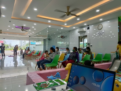 Vì sao người lớn cũng cần tiêm vaccine?