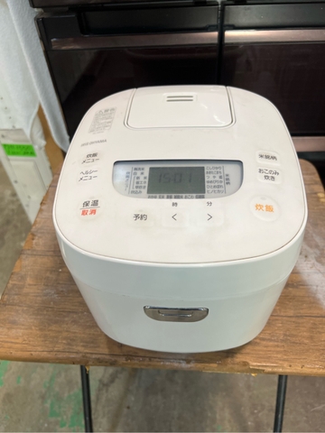 Nồi cơm PVN1648 IRIS OHYAMA 1.0L 2020