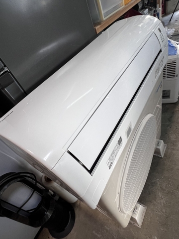 Điều hoà PVN1328 Daikin 2.2Kw 2023