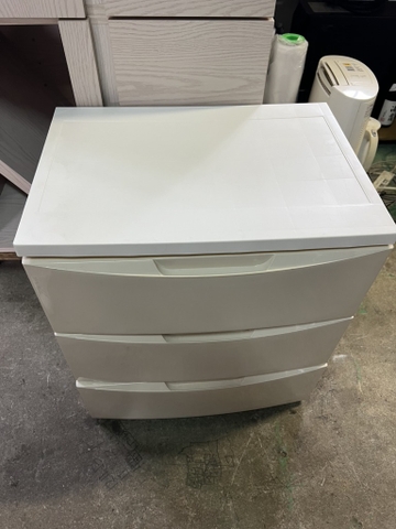 tủ đồ PVN995 cao65 ngang55 sâu40