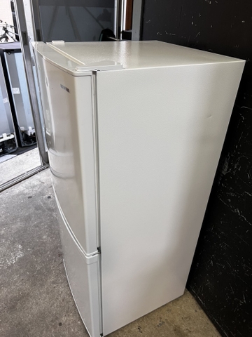 tủ lạnh PVN1363 OHYAMA 142L 2023