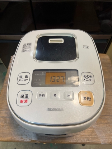 Nồi cơm PVN1634 IRIS OHYAMA 1.0L