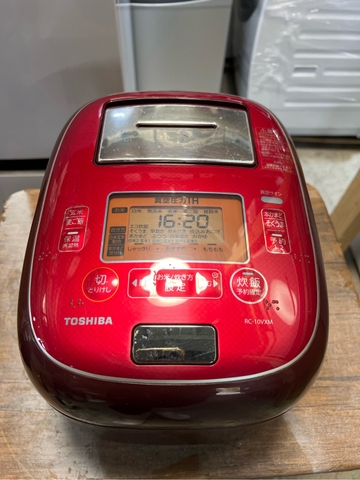 Nồi cơm PVN1583 Toshiba 1.0L