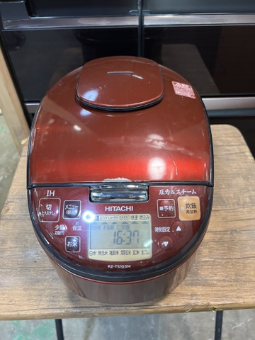 nồi cơm PVN1163 Hitachi 1.0L