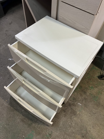tủ đồ PVN995 cao65 ngang55 sâu40