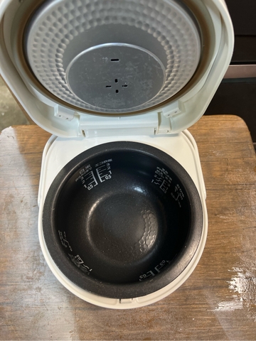 Nồi cơm PVN1548 panasonic 0.5L