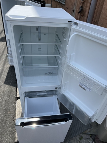 Tủ lạnh PVN1220 Hisense 150L 2019