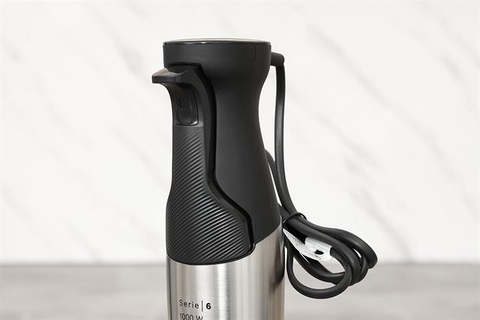 Máy xay cầm tay Bosch MSM6M622