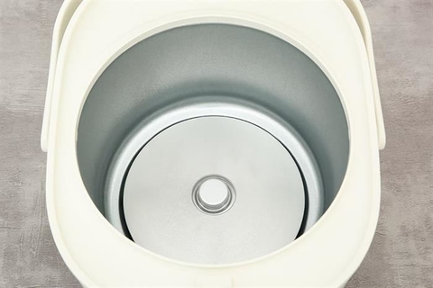 Nồi cơm điện tử Toshiba 1.8 lít RC-18DR4TVN(W)